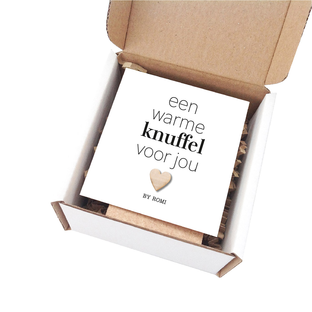 By Romi Creative Studio Wensdoosje + kaarsje / Een warme knuffel